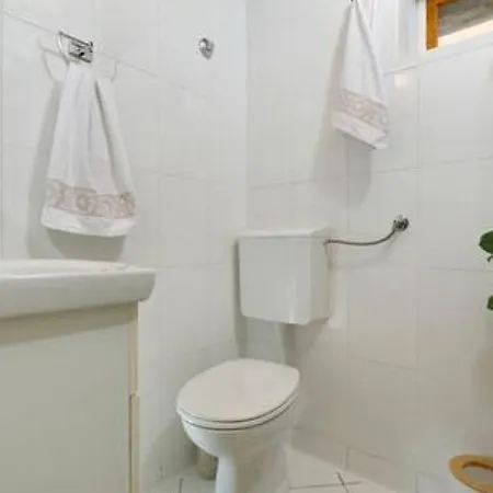 Villa Lisnjak By Guide Trbounje